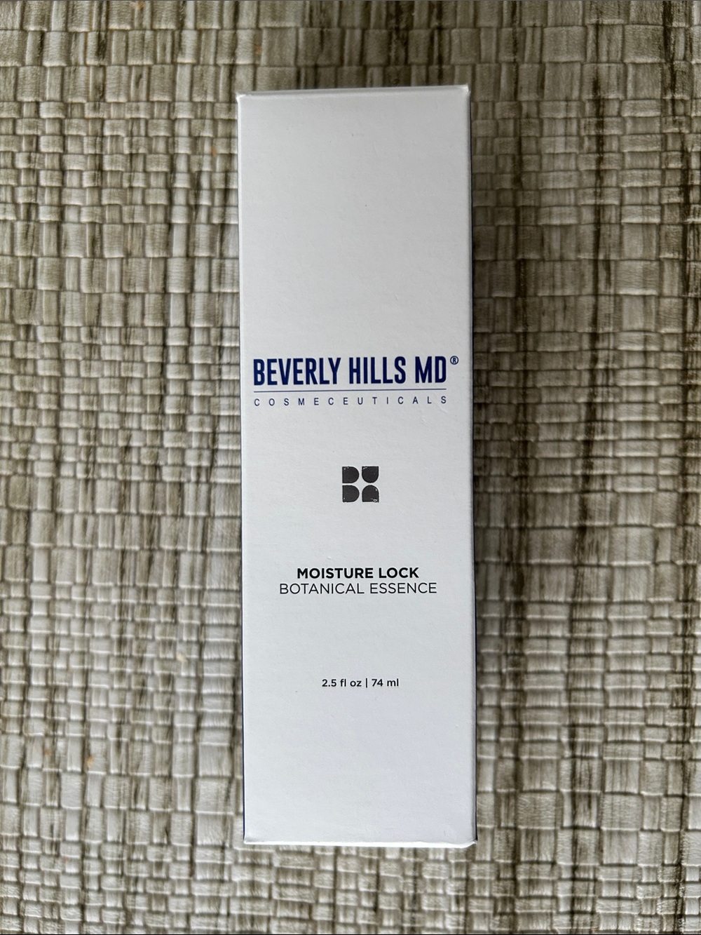 Beverly Hills MD Moisture Lock Botanical Essence